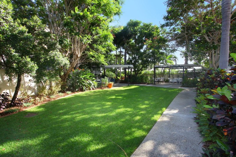 Photo - 105/326-342 Marine Parade, Labrador QLD 4215 - Image 19