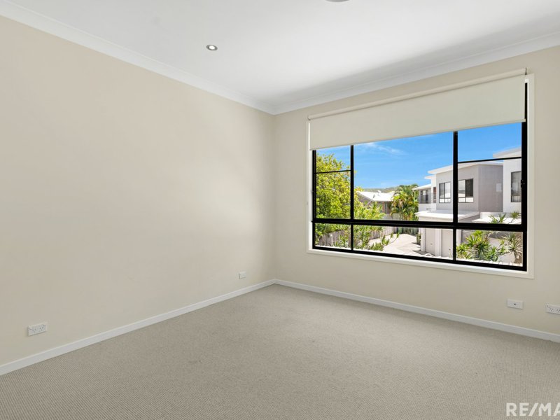 Photo - 10/54 Azzurra Drive, Varsity Lakes QLD 4227 - Image 9