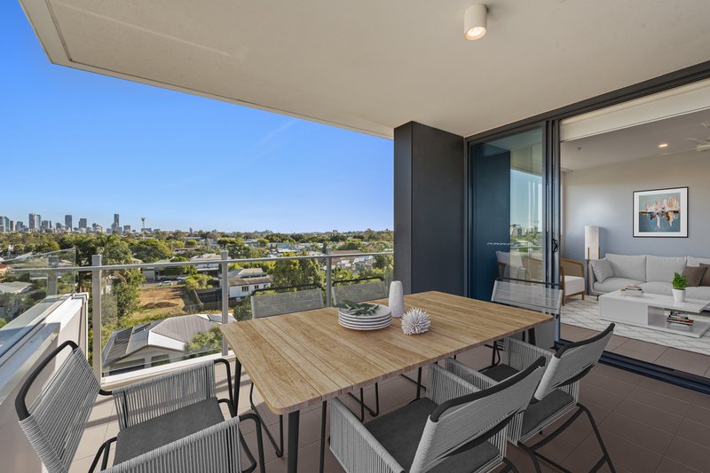 Photo - 1054/123 Cavendish Road, Coorparoo QLD 4151 - Image 2