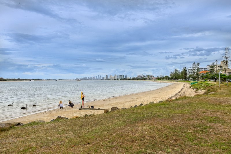 Photo - 10/548 Marine Parade, Biggera Waters QLD 4216 - Image 13