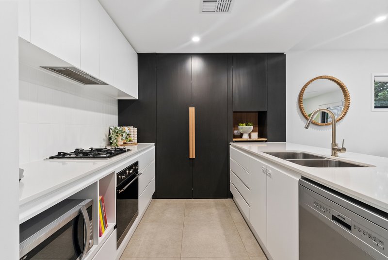 Photo - 1056/154 Musgrave Avenue, Southport QLD 4215 - Image 9