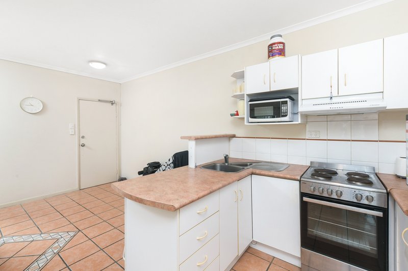 Photo - 10/57-59 Minnie Street, Parramatta Park QLD 4870 - Image 4