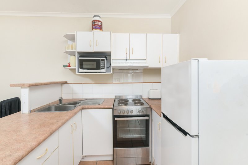 Photo - 10/57-59 Minnie Street, Parramatta Park QLD 4870 - Image 5