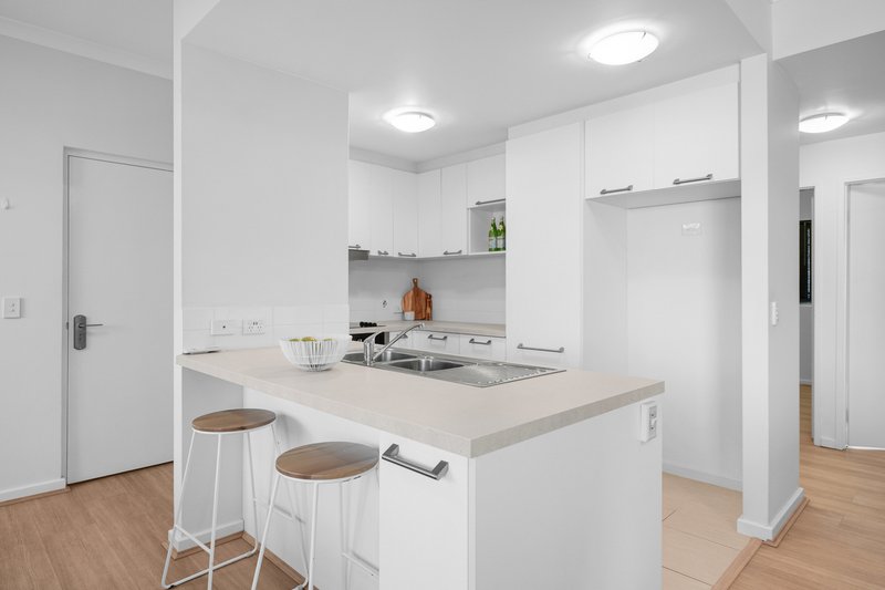 Photo - 105/7 Streatham Street, Beckenham WA 6107 - Image 2