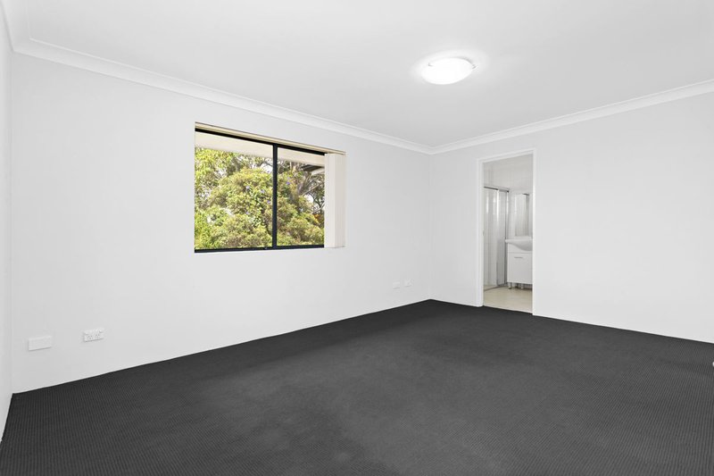 Photo - 10/58 Lansdowne Street, Merrylands NSW 2160 - Image 4