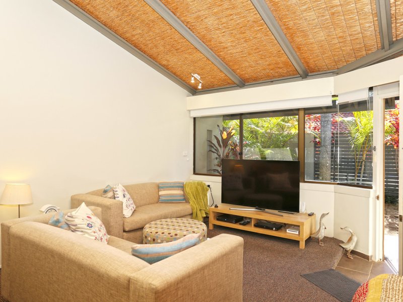 Photo - 105/8 Solitary Island Way, Sapphire Beach NSW 2450 - Image 5