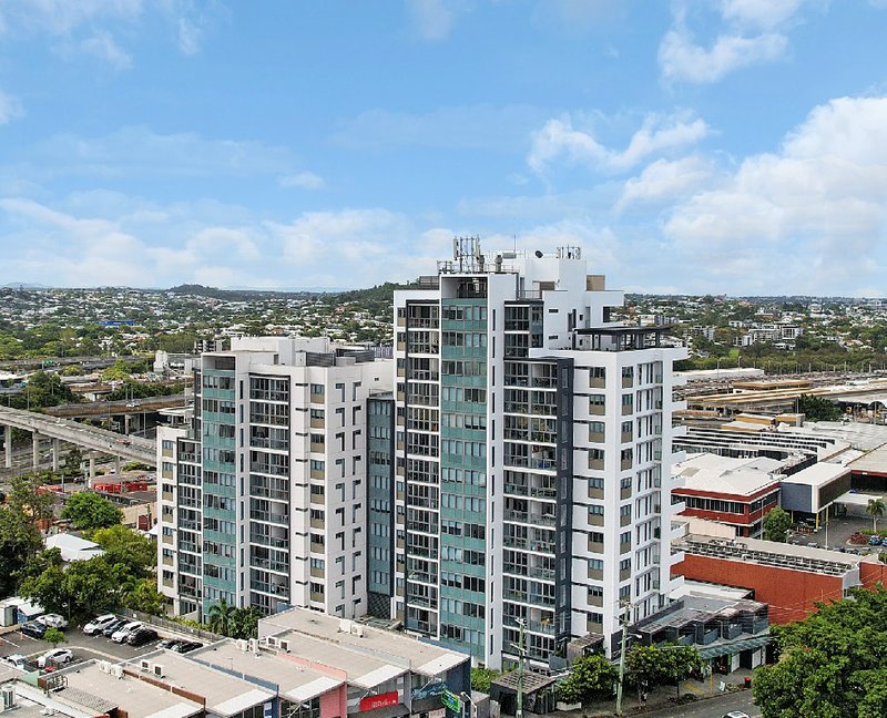 Photo - 1058/16 Hamilton Place, Bowen Hills QLD 4006 - Image 1