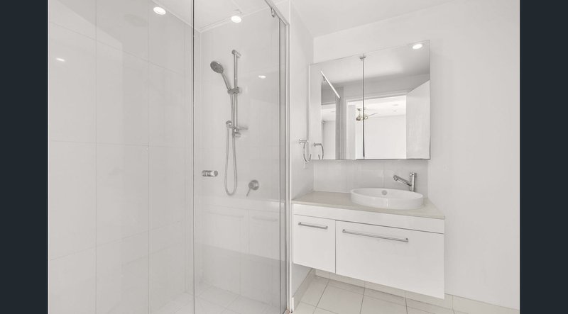 Photo - 1058/16 Hamilton Place, Bowen Hills QLD 4006 - Image 5