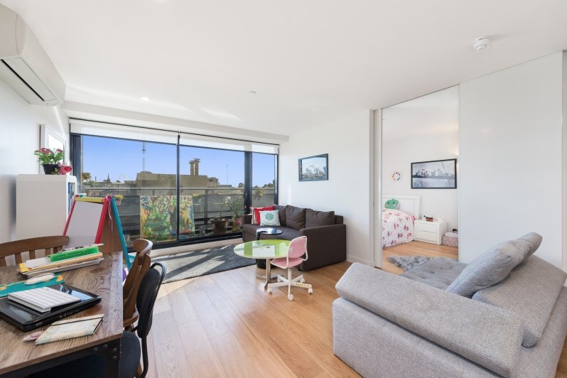 Photo - 105/83 Flemington Road, North Melbourne VIC 3051 - Image 5