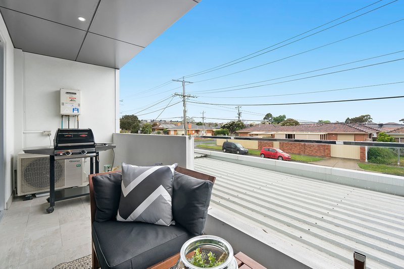 Photo - 105/93 Cavanagh Street, Cheltenham VIC 3192 - Image 8