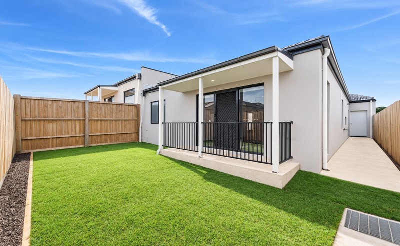 Photo - 105B Holts Lane, Darley VIC 3340 - Image 7