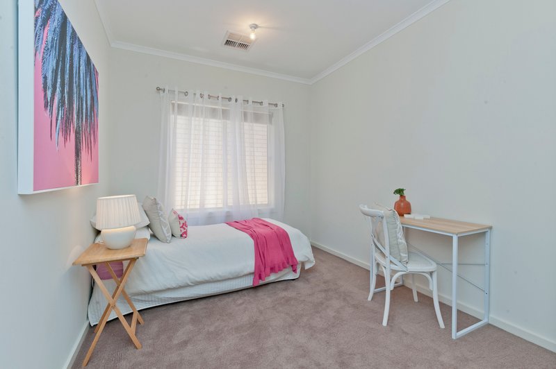 Photo - 105B Pratt Ave , Pooraka SA 5095 - Image 3