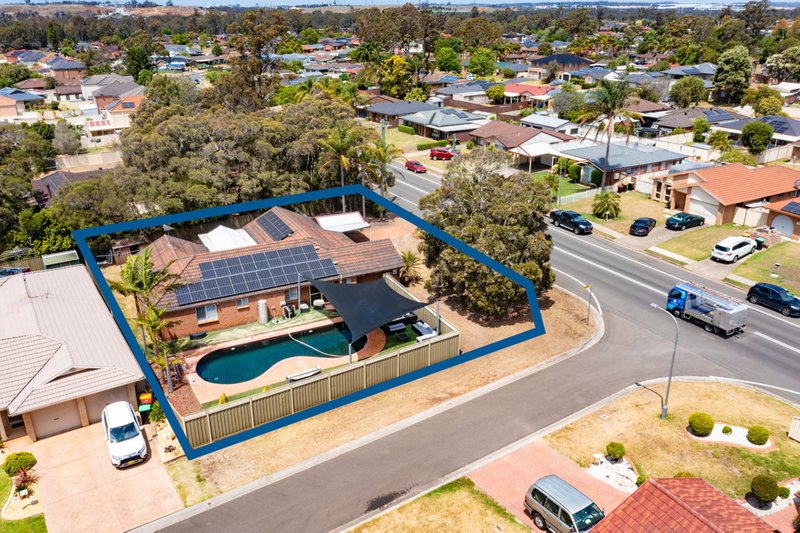 Photo - 106-108 Explorers Way, St Clair NSW 2759 - Image 12
