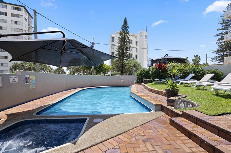 Photo - 10/6-8 Aubrey Street, Surfers Paradise QLD 4217 - Image 12