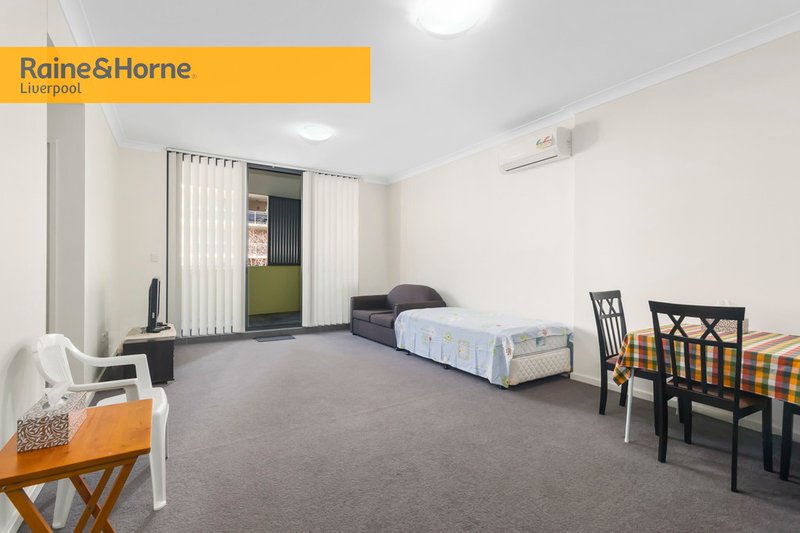 Photo - 10/6-8 George Street, Warwick Farm NSW 2170 - Image 5