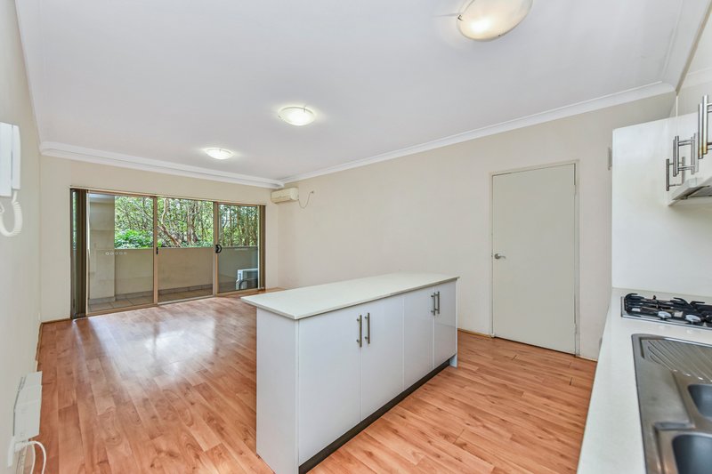 Photo - 10/6-8 The Crescent, Homebush NSW 2140 - Image 3