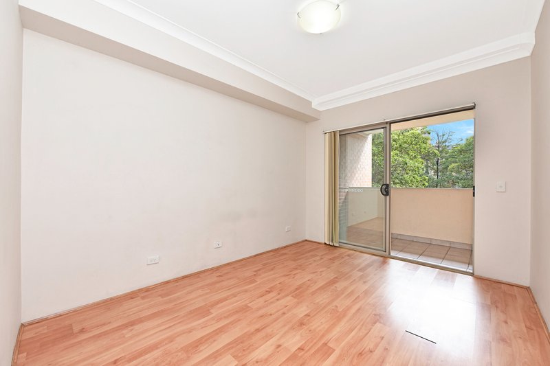 Photo - 10/6-8 The Crescent, Homebush NSW 2140 - Image 5