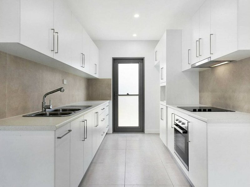 Photo - 106 Arab Road, Padstow NSW 2211 - Image 2