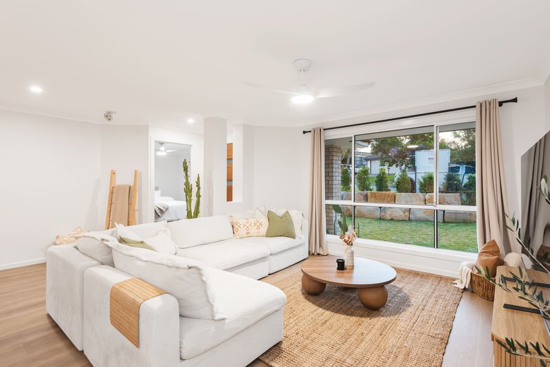 Photo - 106 Billinghurst Crescent, Upper Coomera QLD 4209 - Image 8