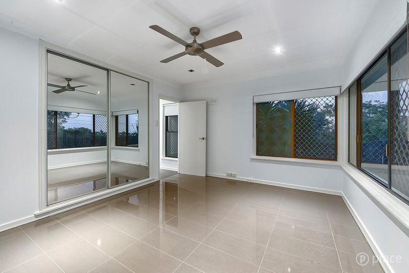 Photo - 106 Bilsen Road, Wavell Heights QLD 4012 - Image 15