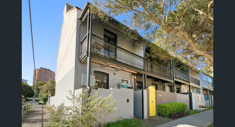 Photo - 106 Birrell Street, Bondi Junction NSW 2022 - Image 4