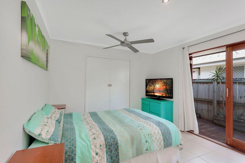 Photo - 106 Chainey Avenue, Miami QLD 4220 - Image 7