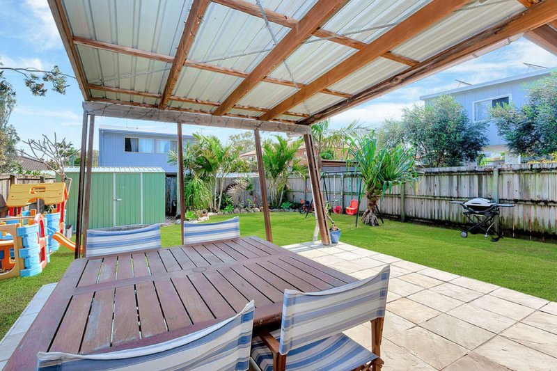 Photo - 106 Chainey Avenue, Miami QLD 4220 - Image 13