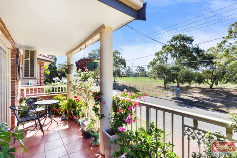 Photo - 106 Chiswick Road, Greenacre NSW 2190 - Image 7