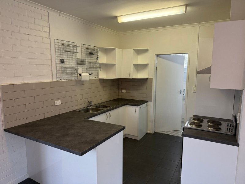 Photo - 10/6 Dorothy Street, Brunswick VIC 3056 - Image 3