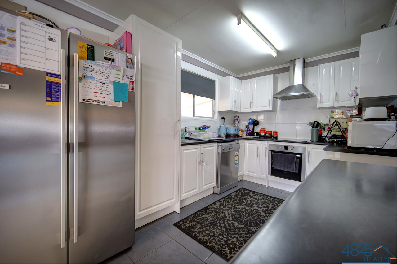 106 EMU STREET, Townview QLD 4825 - Image 1