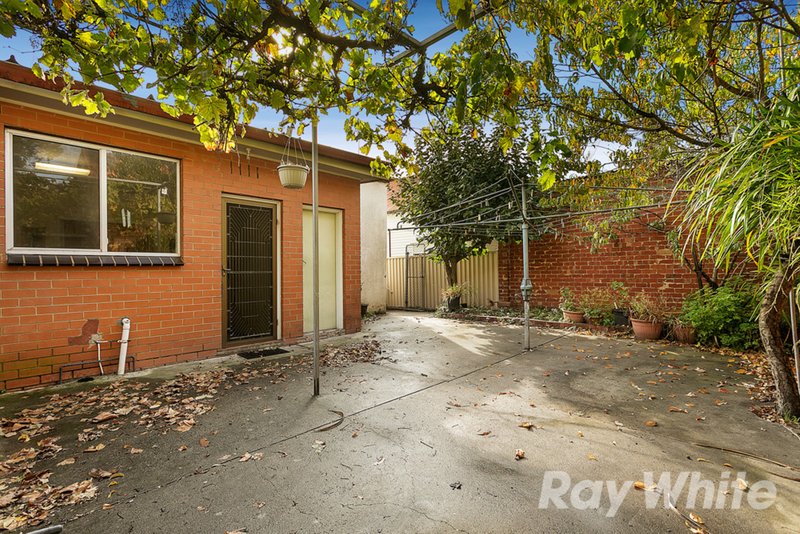 Photo - 106 Evans Street, Brunswick VIC 3056 - Image 10