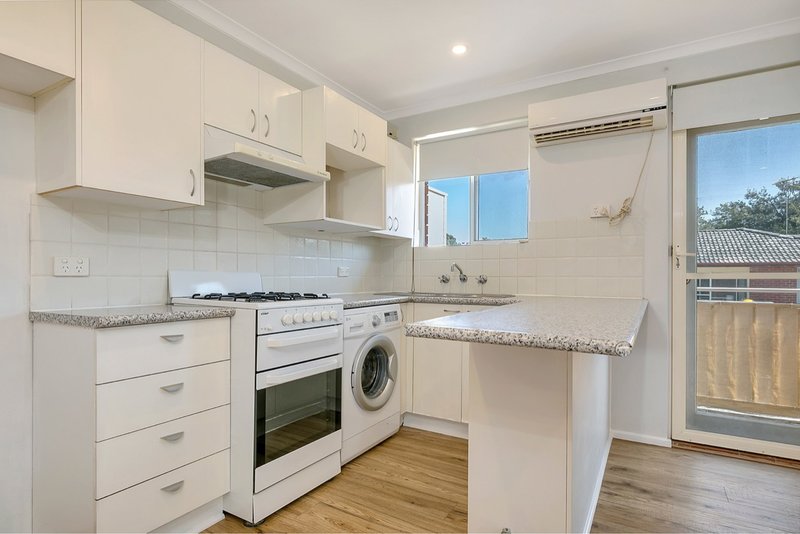 Photo - 10/6 Fairway Close, Manly Vale NSW 2093 - Image 3