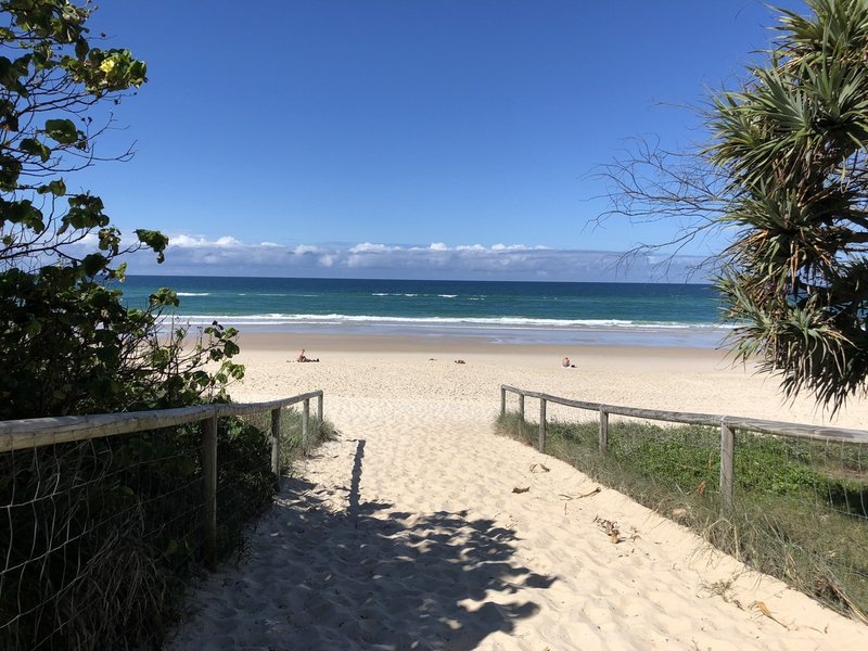 Photo - 10/6 Fifth Avenue, Burleigh Heads QLD 4220 - Image 14