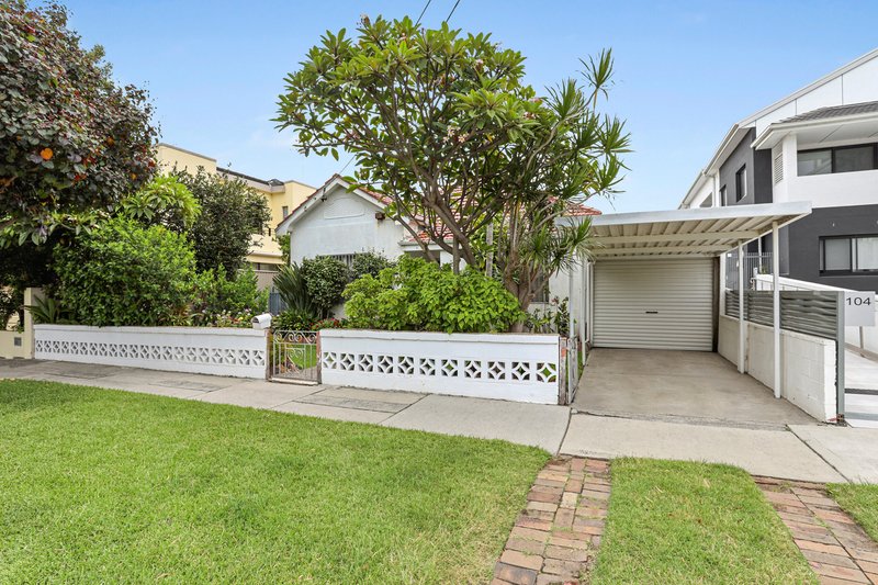 Photo - 106 Garden Street, Maroubra NSW 2035 - Image 2