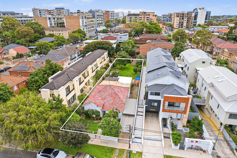 Photo - 106 Garden Street, Maroubra NSW 2035 - Image 3