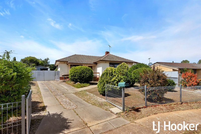 Photo - 106 Halsey Road, Elizabeth East SA 5112 - Image 2