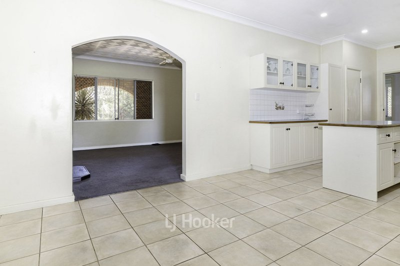 Photo - 106 Jones Street, Collie WA 6225 - Image 11