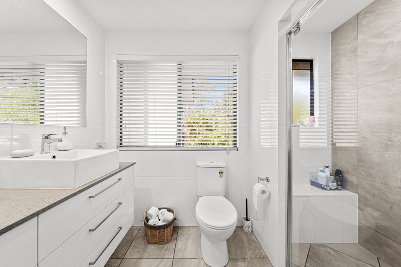 Photo - 106 Kallista Road, Rochedale South QLD 4123 - Image 6