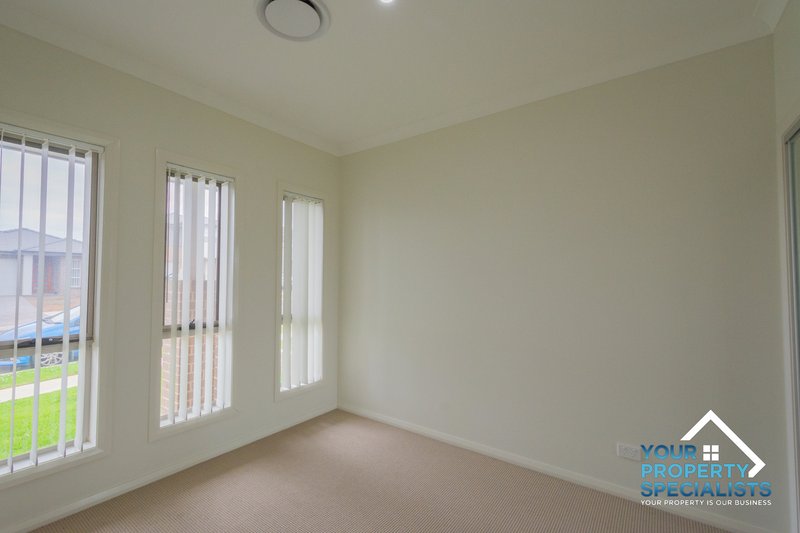 Photo - 106 Kavanagh Street, Gregory Hills NSW 2557 - Image 9