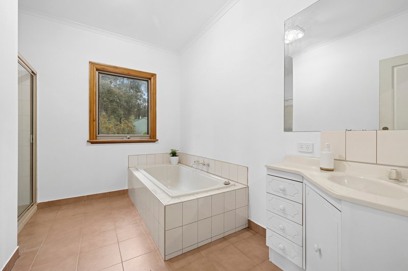 Photo - 106 Kitchenhams Road, Benloch VIC 3435 - Image 14