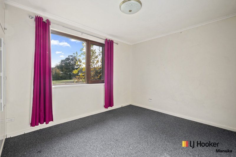 Photo - 106 Lambrigg Street, Farrer ACT 2607 - Image 3