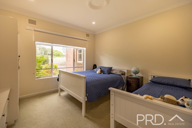 Photo - 106 Lynch Street, Adelong NSW 2729 - Image 9