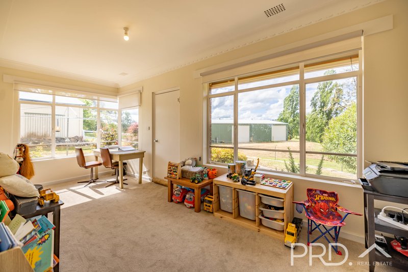 Photo - 106 Lynch Street, Adelong NSW 2729 - Image 11