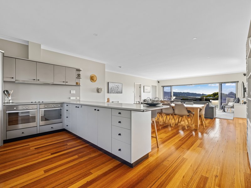 Photo - 106 Main Road, Binalong Bay TAS 7216 - Image 6