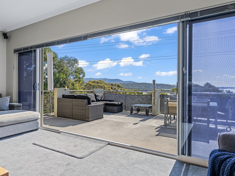 Photo - 106 Main Road, Binalong Bay TAS 7216 - Image 10