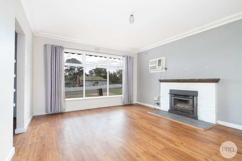 Photo - 106 Mckay Street, Learmonth VIC 3352 - Image 3