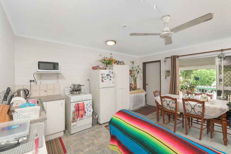 Photo - 10/6 Mcpherson Close, Edge Hill QLD 4870 - Image 2