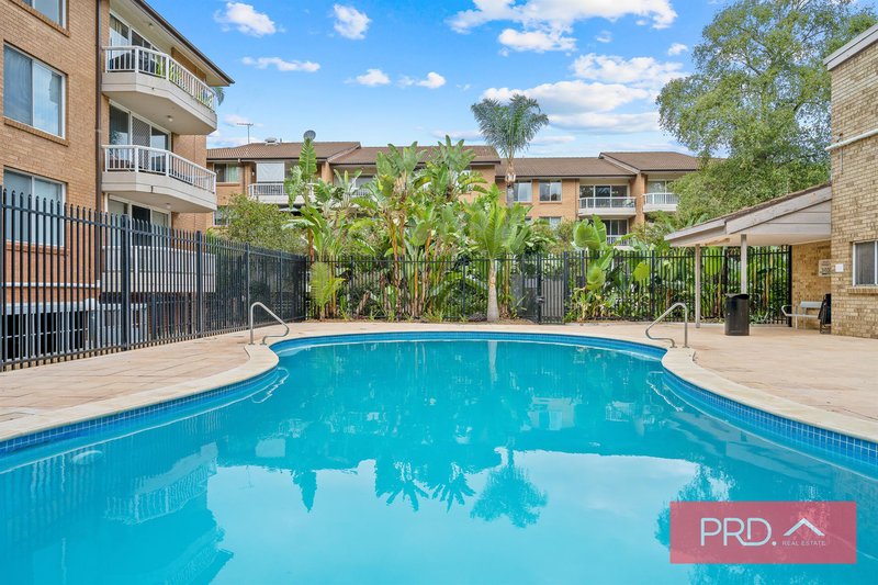 Photo - 10/6 Mead Drive, Chipping Norton NSW 2170 - Image 10