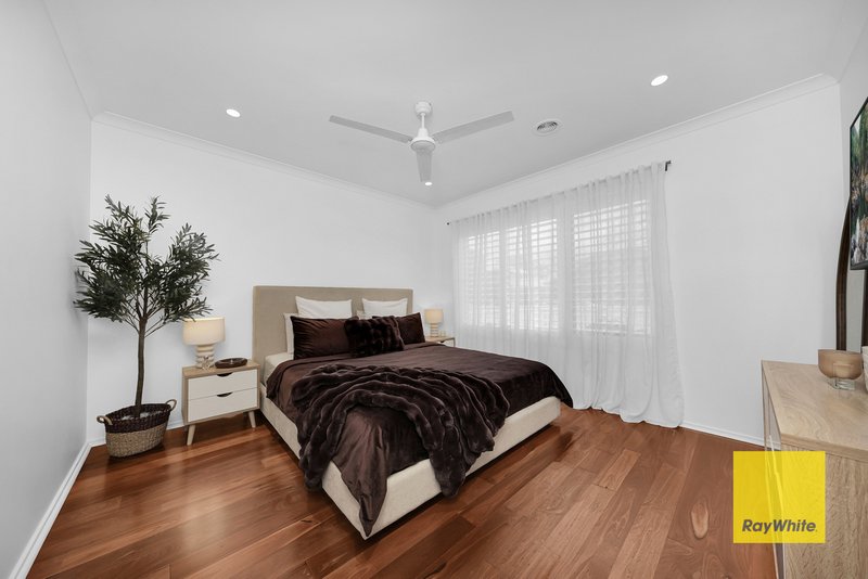 Photo - 106 Mernda Village Drive, Mernda VIC 3754 - Image 11