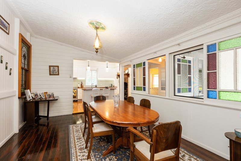 Photo - 106 Mount Crosby Road, Tivoli QLD 4305 - Image 3